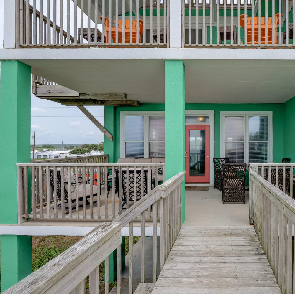 North Topsail Beach oceanfront townhomes - Up on the Roof "Stars"